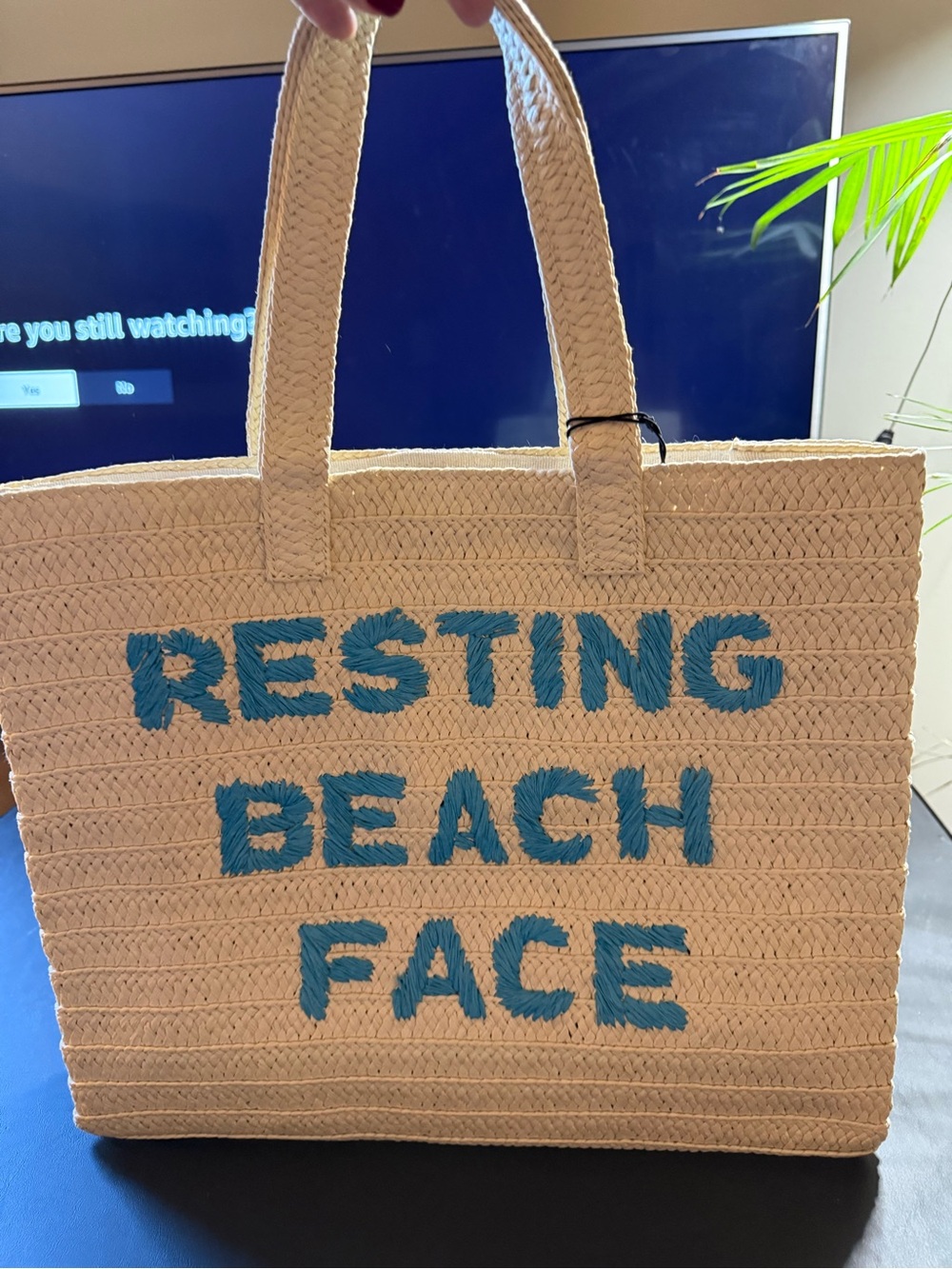 BTB Los Angeles Resting Beach Face Straw Tote NWT - Picture 1 of 10